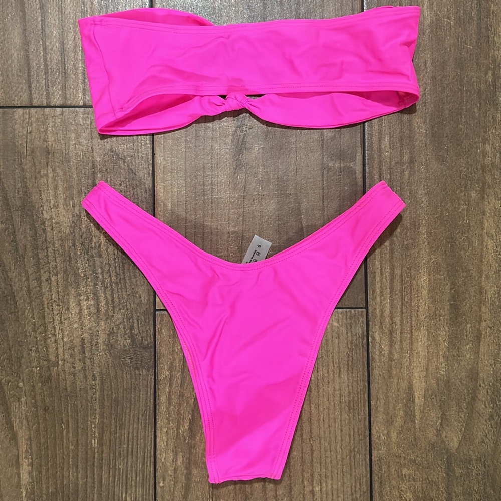 Pink bikini small - Picture 2 of 3